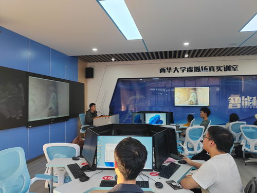 虛擬現(xiàn)實教學(xué)實訓(xùn)中心啟用，引領(lǐng)計算機(jī)與軟件工程教學(xué)改革新篇章