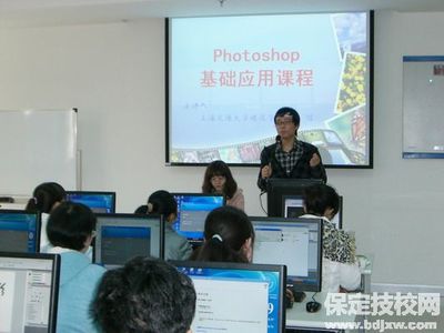 河北信息工程學(xué)校計(jì)算機(jī)技術(shù)專(zhuān)業(yè)招生 開(kāi)啟未來(lái)科技職業(yè)之路